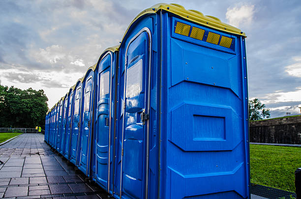 Best Portable restroom trailer rental  in Grove City, FL